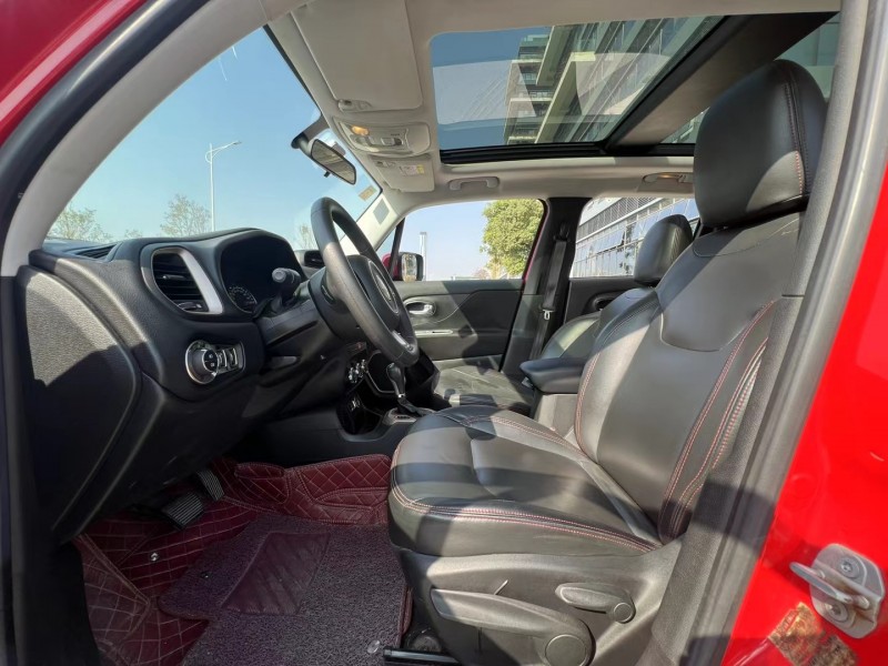 东莞17年Jeep自由侠6