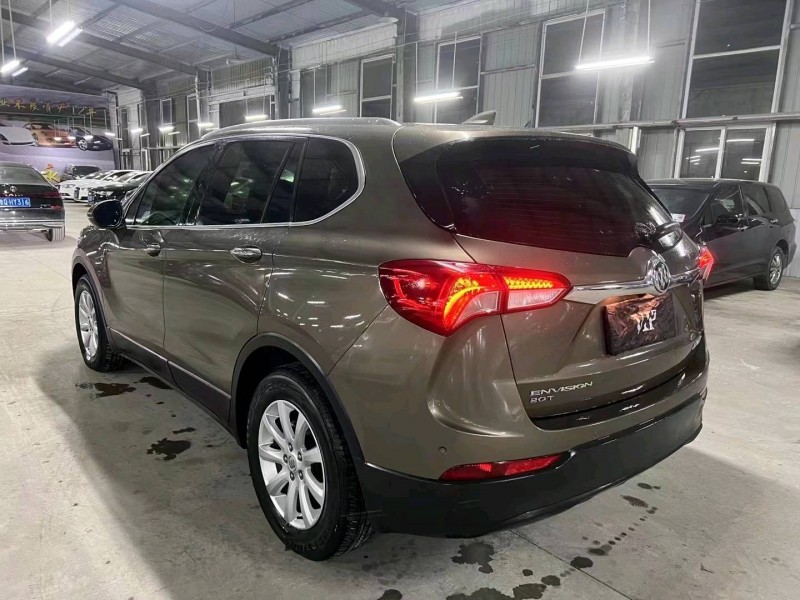 济宁19年别克昂科威8