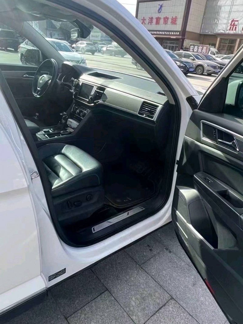 邯郸18年大众途昂7