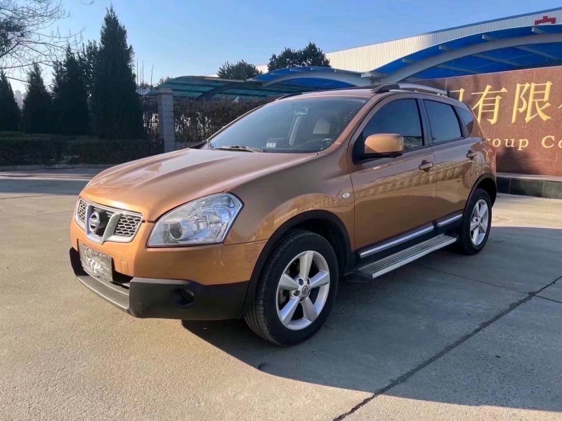 济宁13年日产逍客3