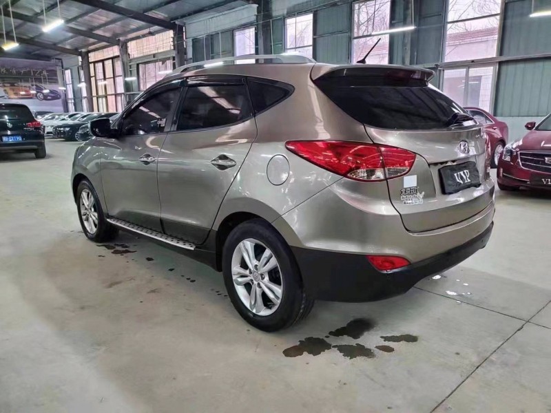 济宁12年现代ix358