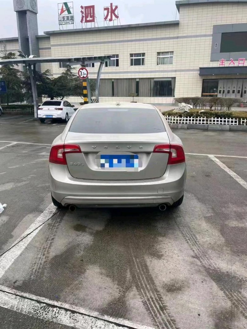 枣庄16年沃尔沃S60L4
