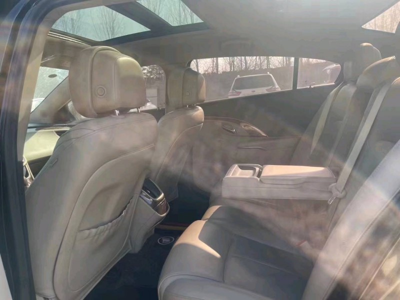 枣庄15年别克君越6