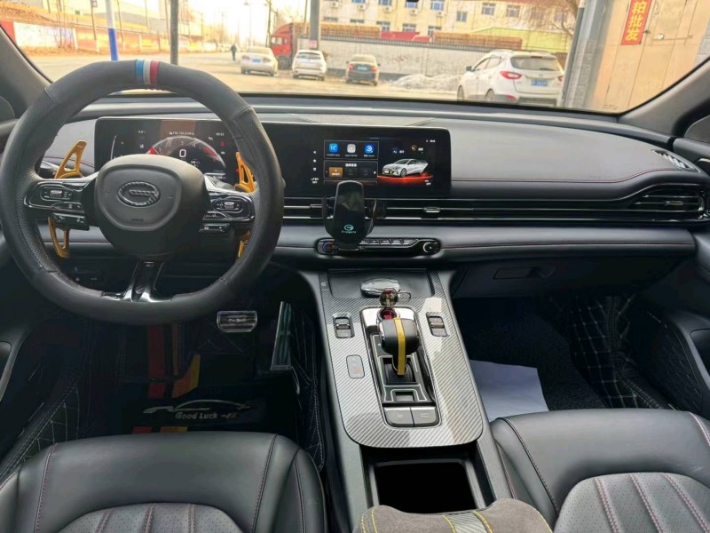 保定21年传祺影豹6