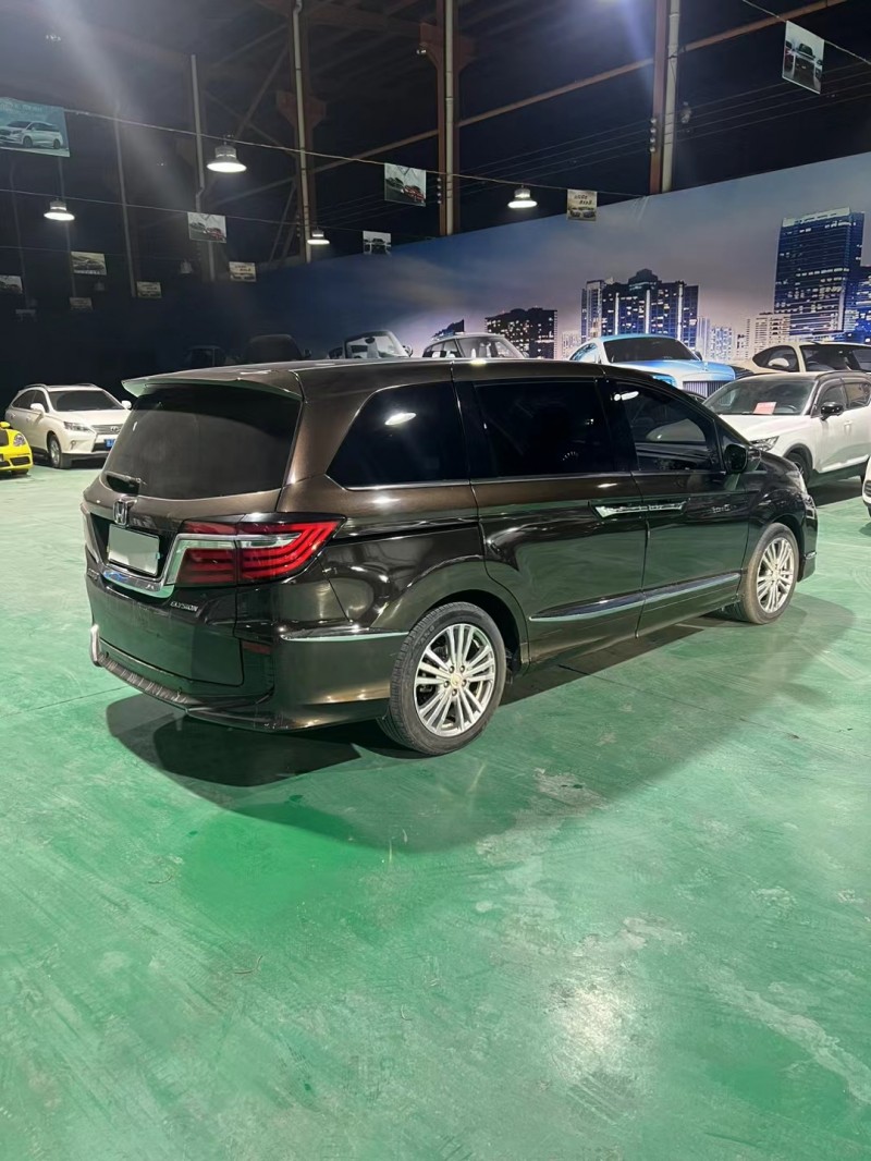 徐州18年本田艾力绅4