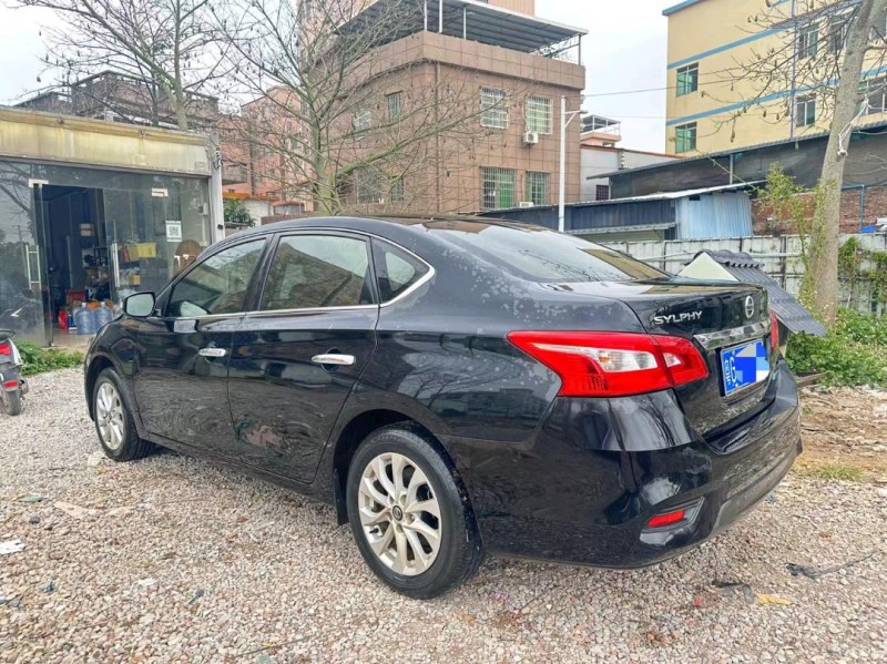 广州20年日产轩逸8