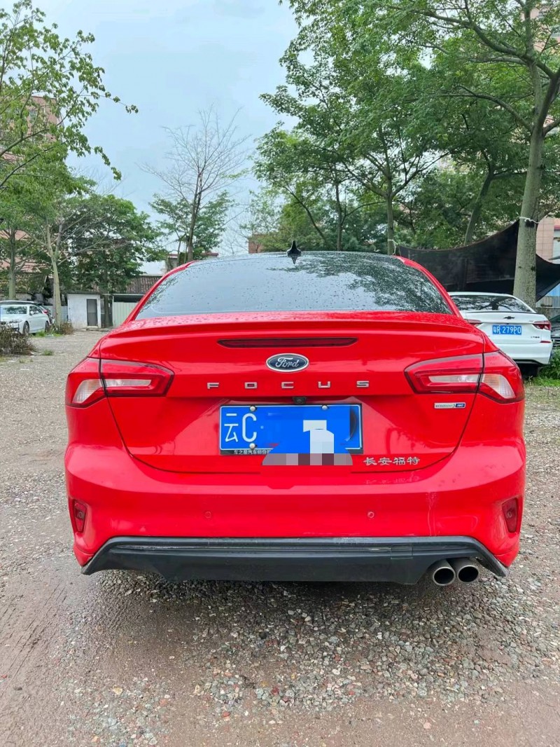 广州20年福特福克斯9