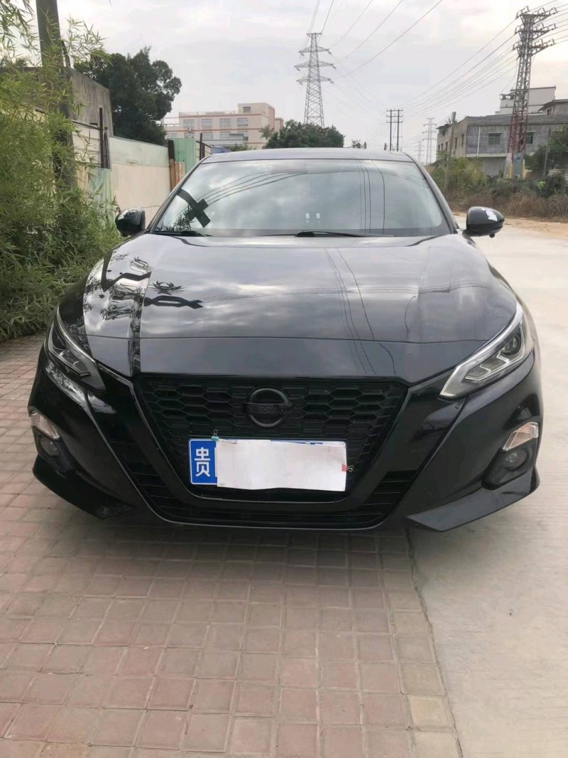 东莞22年日产天籁1