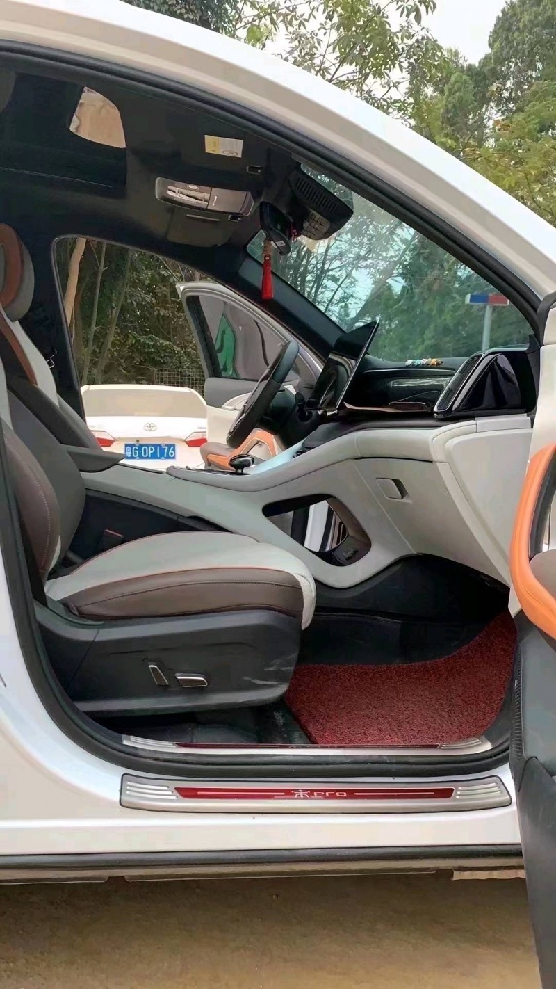 珠海22年比亚迪宋8