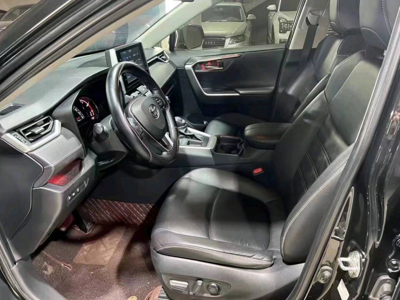 邵阳20年丰田RAV49