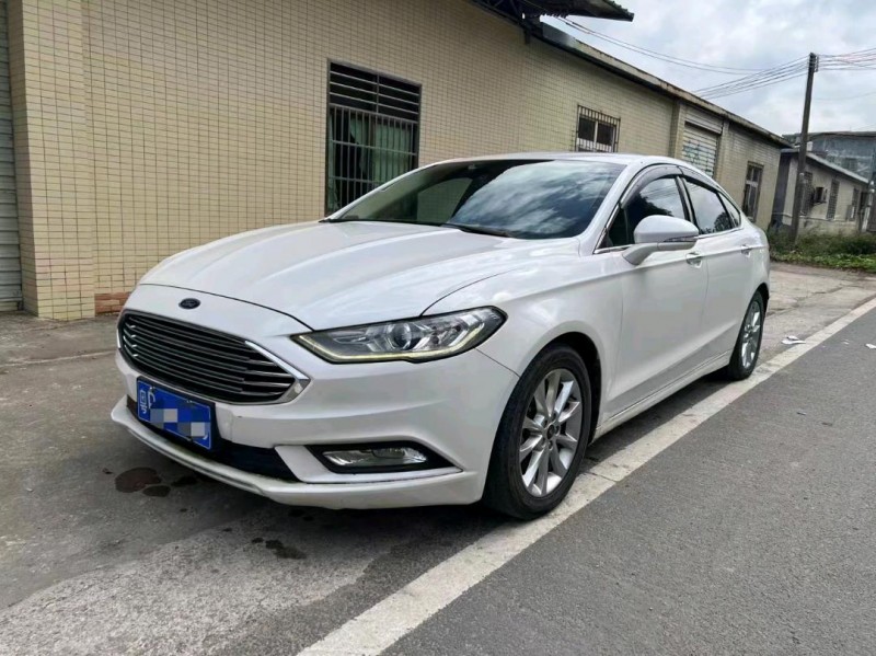 珠海17年福特蒙迪欧2