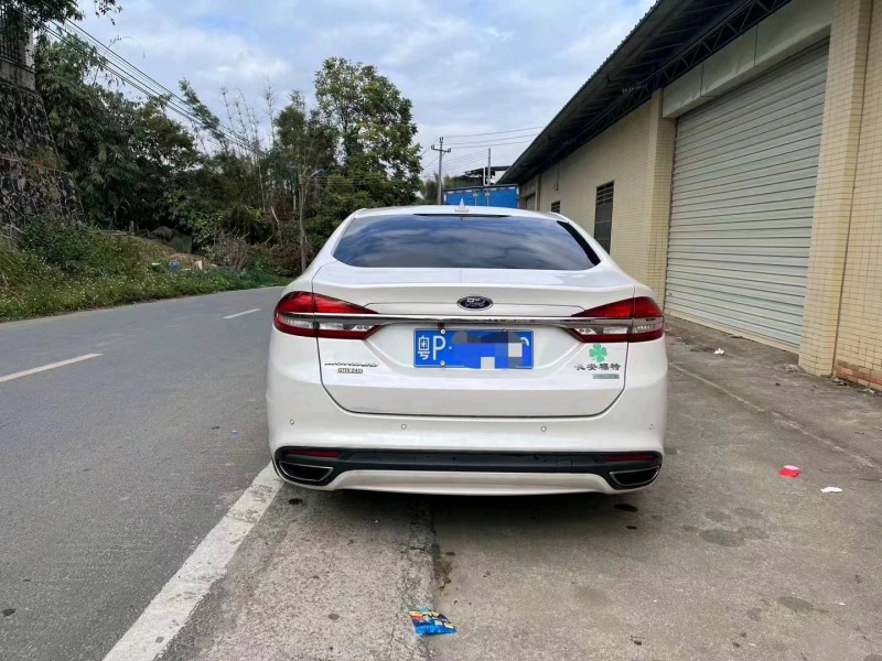 珠海17年福特蒙迪欧9