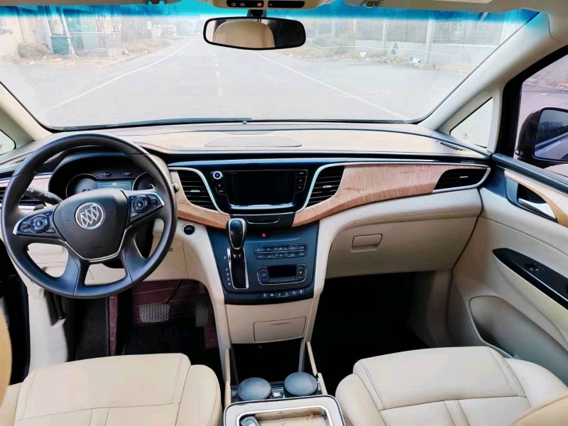 常州18年别克GL85