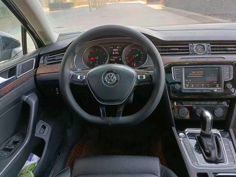 邯郸16年大众迈腾5