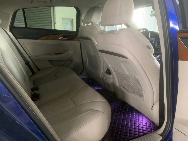 襄阳19年红旗H55