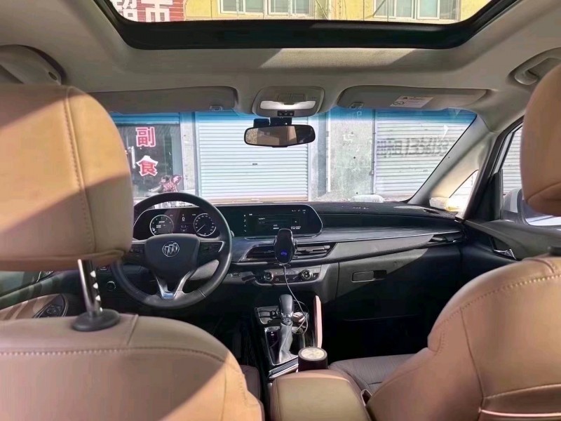 菏泽22年别克GL64