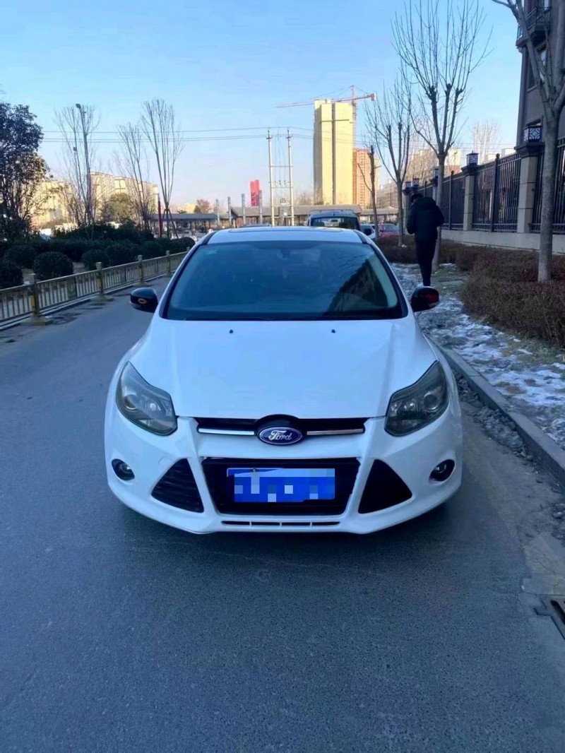 菏泽14年福特福克斯1