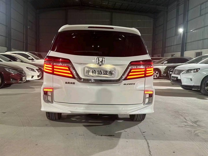 深圳16年本田艾力绅8