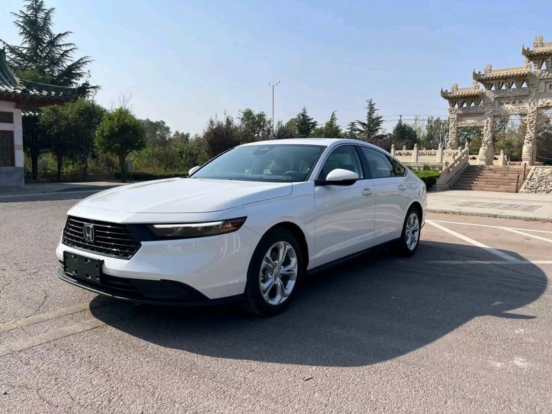 济南23年本田雅阁2