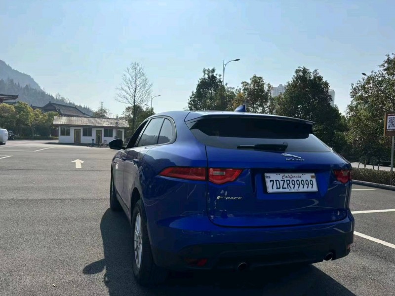重庆18年捷豹F-PACE6
