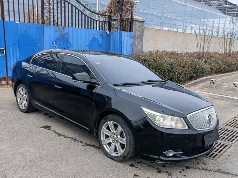 东营11年别克君越3