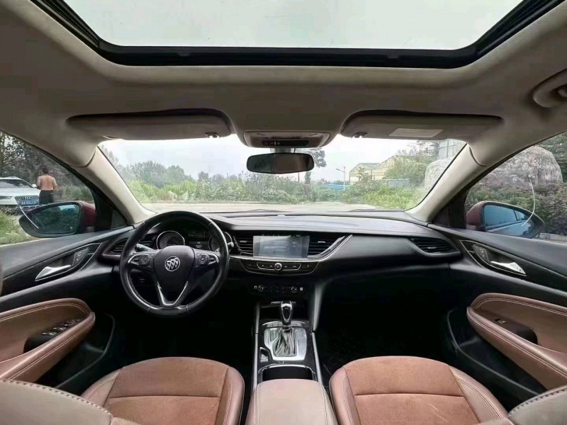 枣庄18年别克君威5