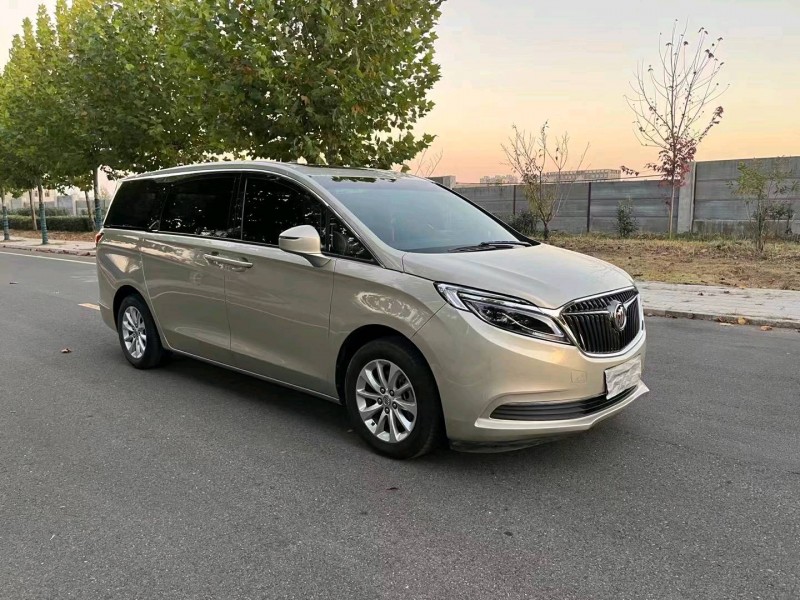 徐州19年别克GL82