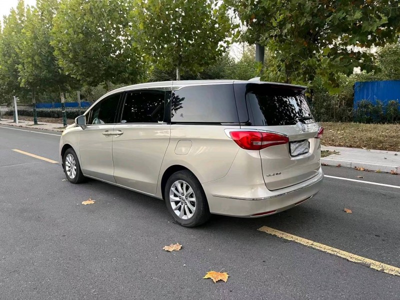 徐州19年别克GL87