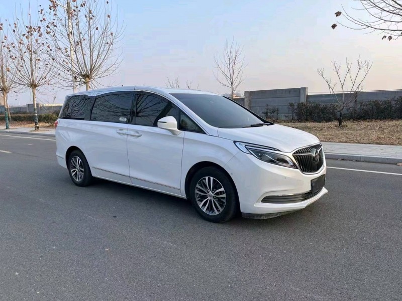 徐州18年别克GL82