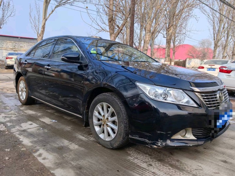 保定13年丰田凯美瑞3