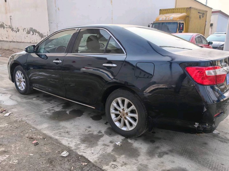 保定13年丰田凯美瑞7