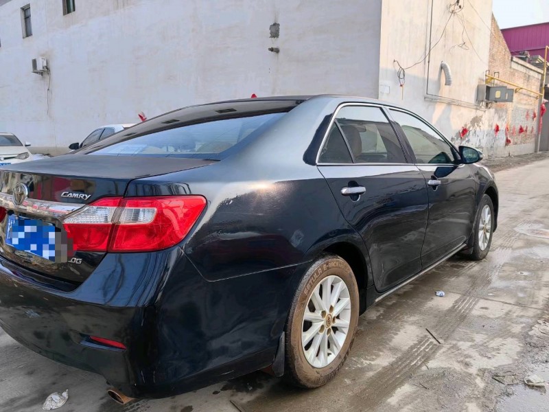 保定13年丰田凯美瑞8