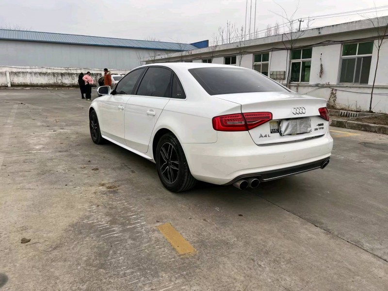 徐州15年奥迪A4L8