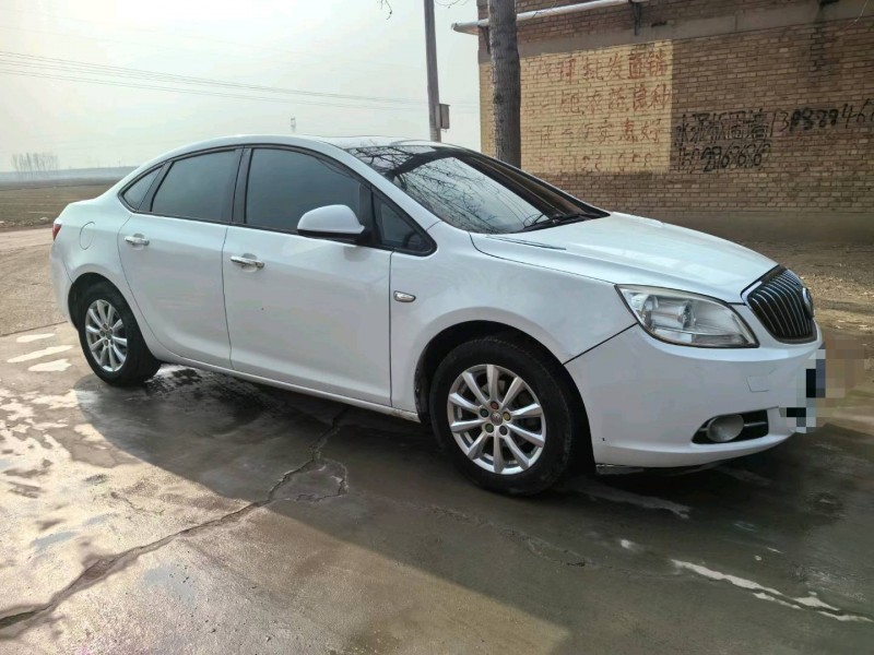 保定13年别克英朗2