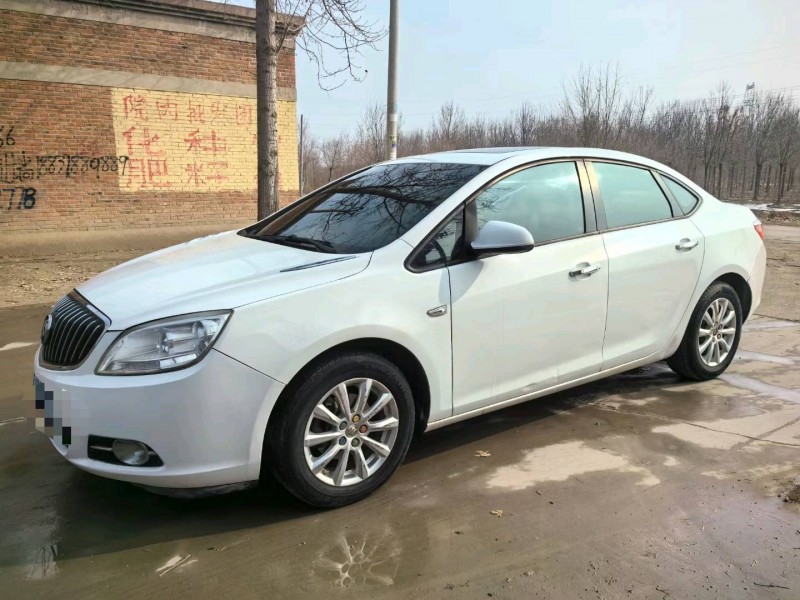 保定13年别克英朗3