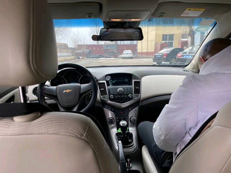 保定15年雪佛兰科鲁兹6