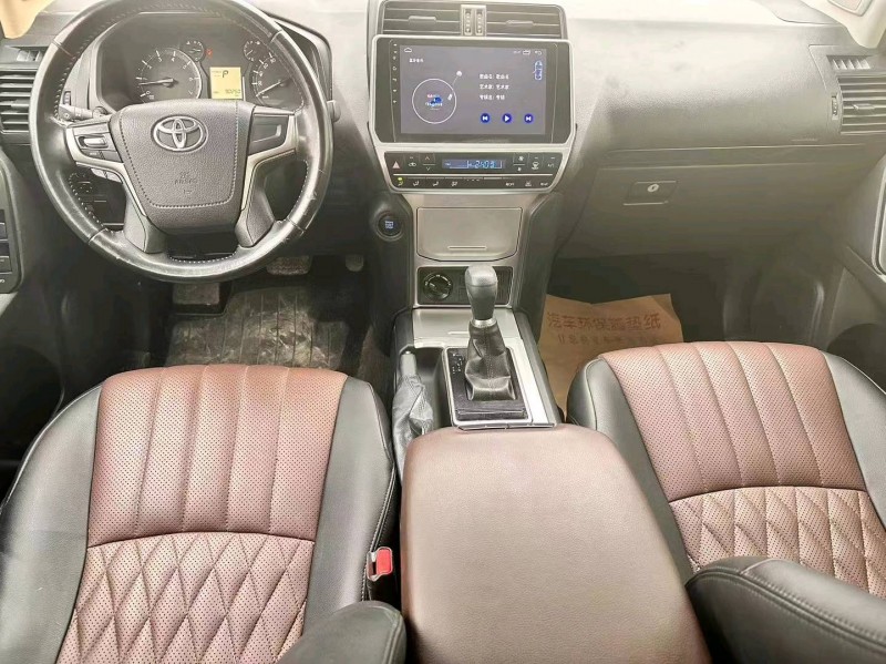 保定19年丰田普拉多6