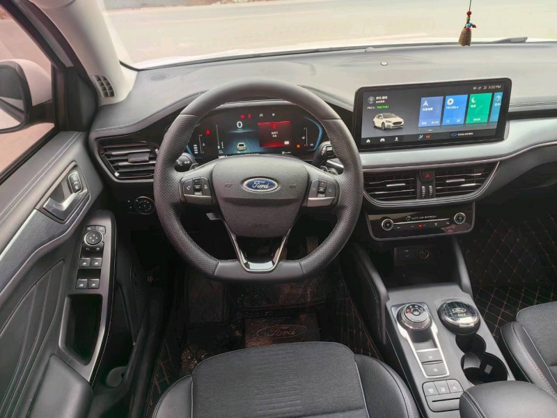 保定21年福特福克斯7