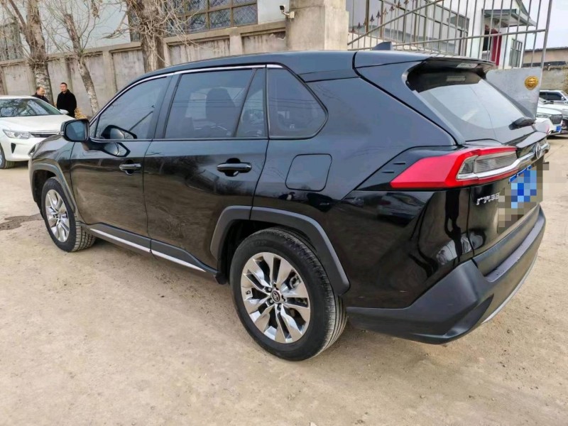 保定20年丰田威兰达4