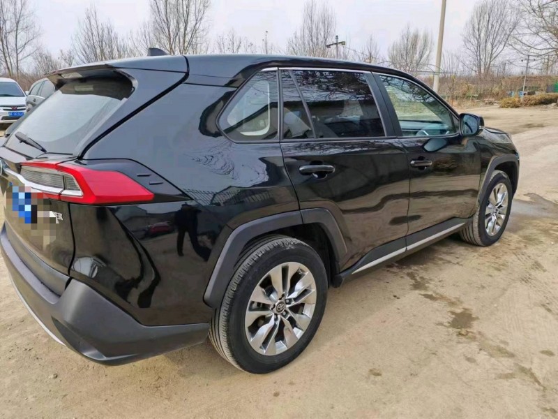 保定20年丰田威兰达5