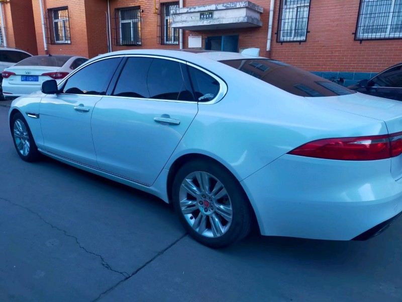 保定17年捷豹XFL3