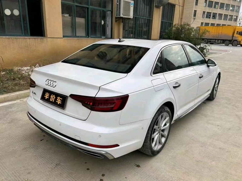 宜昌22年奧迪A4L4