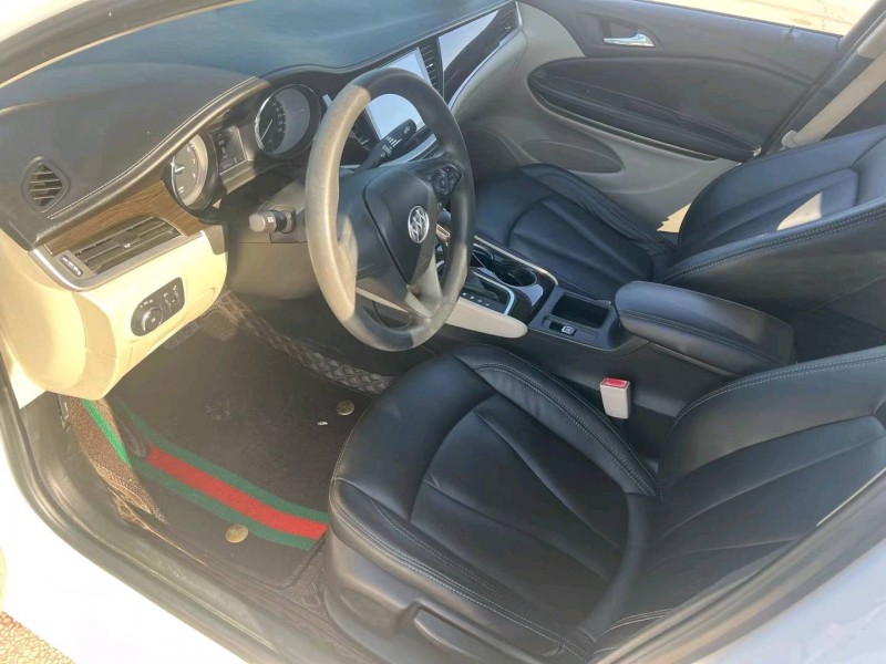 常州18年别克威朗7