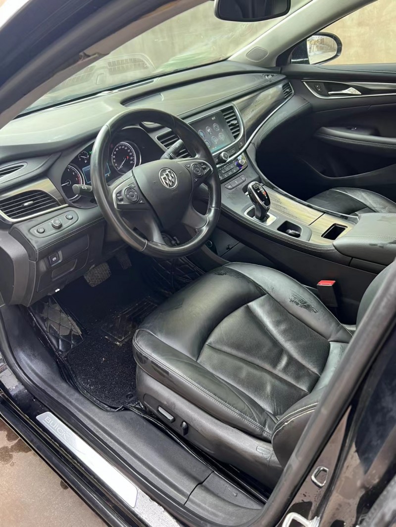 徐州18年别克君越8