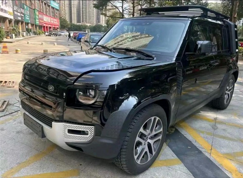 徐州23年路虎卫士1