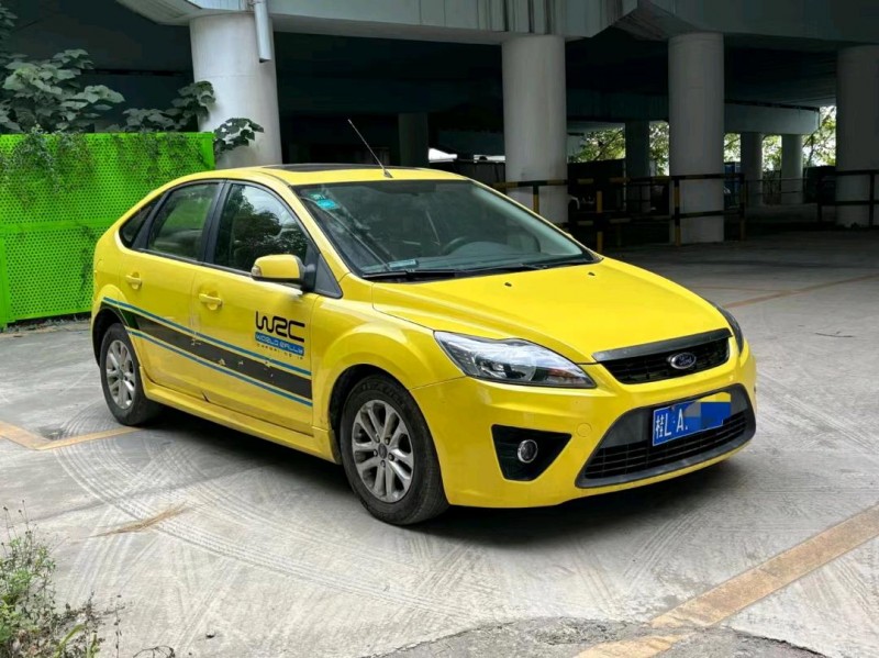 广州12年福特福克斯3