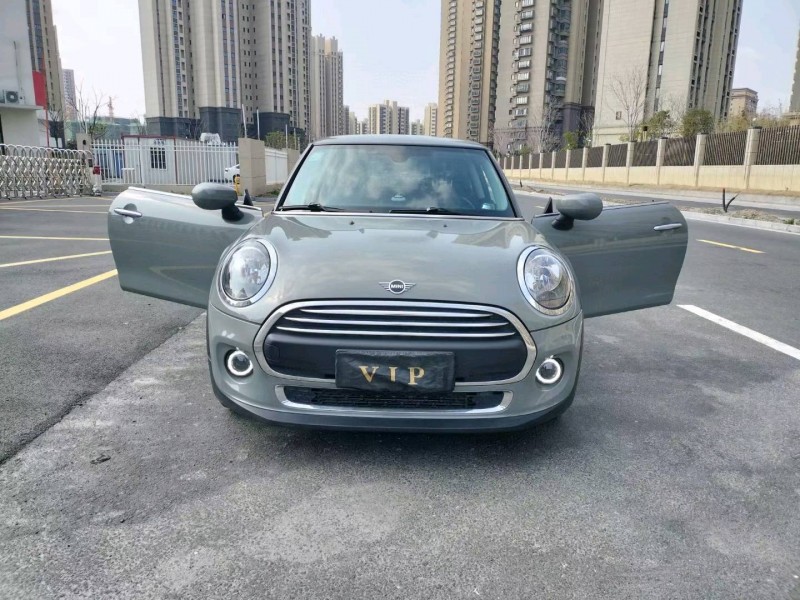 蘇州21年MINICooper1