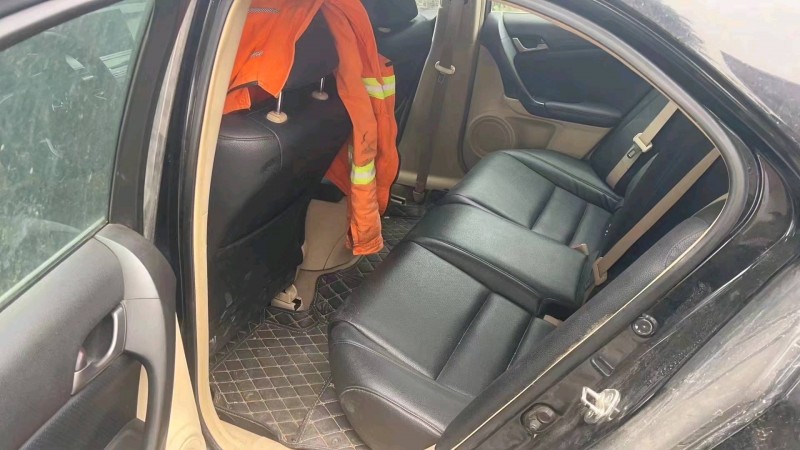 苏州10年本田思铂睿5