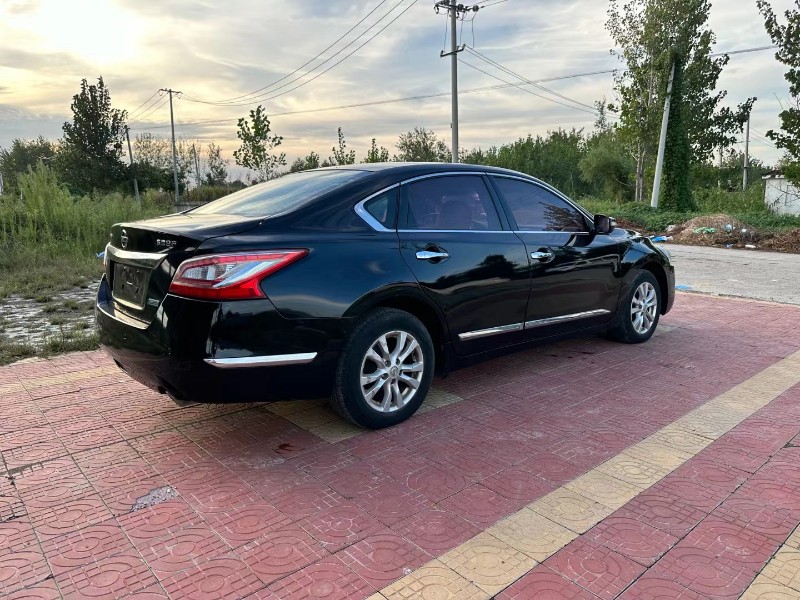 徐州14年日产天籁8
