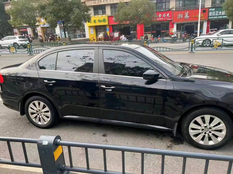 宜昌14年大眾朗逸9
